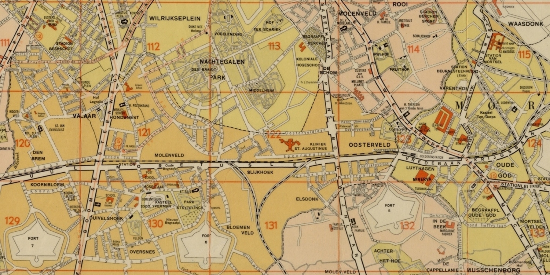 Een kaart van de Antwerpse zuidrand in de jaren '50, voor de aanleg van de Antwerpse ring. Het afrittentracé van de latere E19 is ter hoogte van de Jules Moretuslei al zichtbaar, de Craeybeckxtunnel zal later volgen.